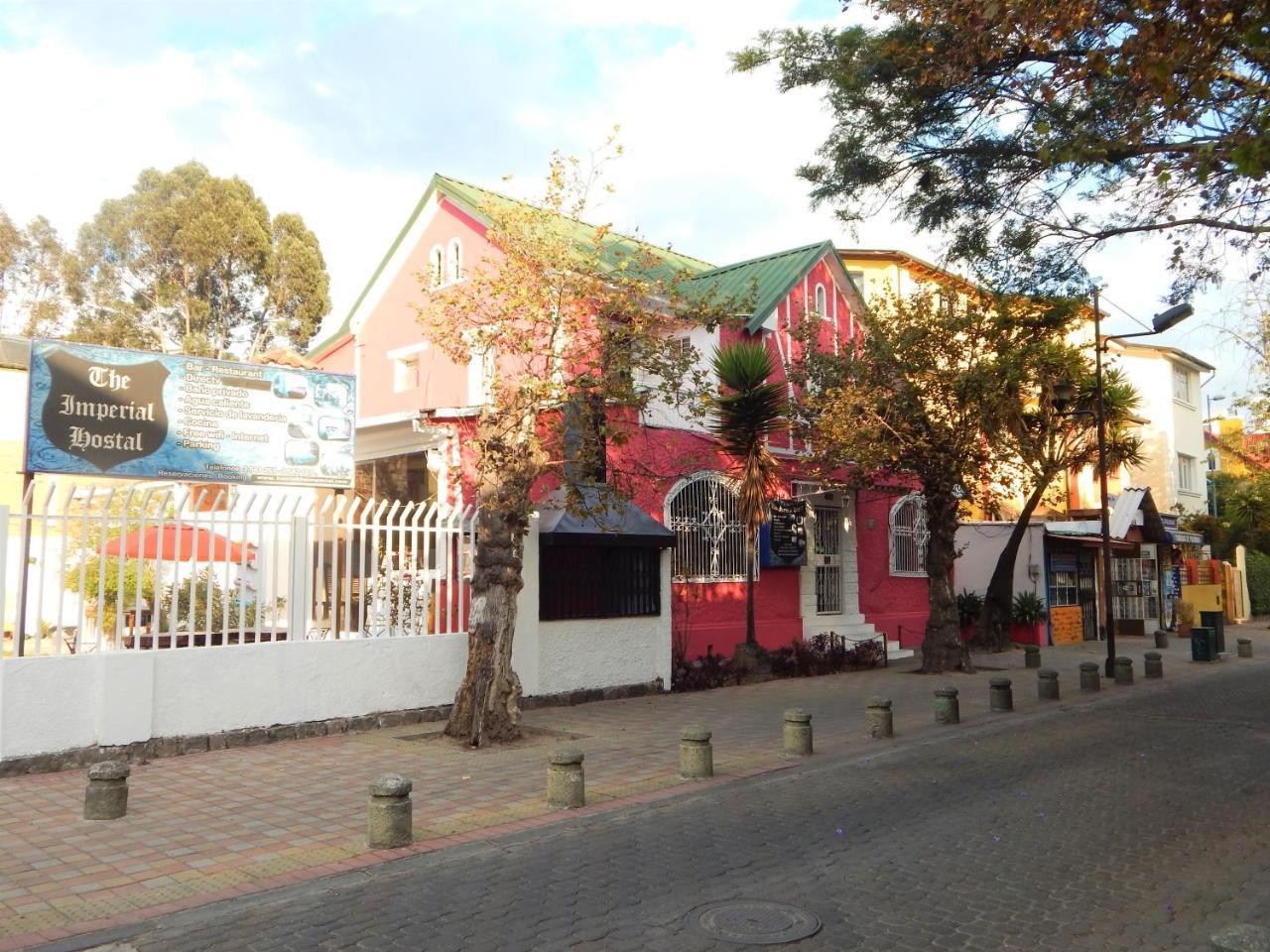 Hostal Imperial Quito Exterior photo