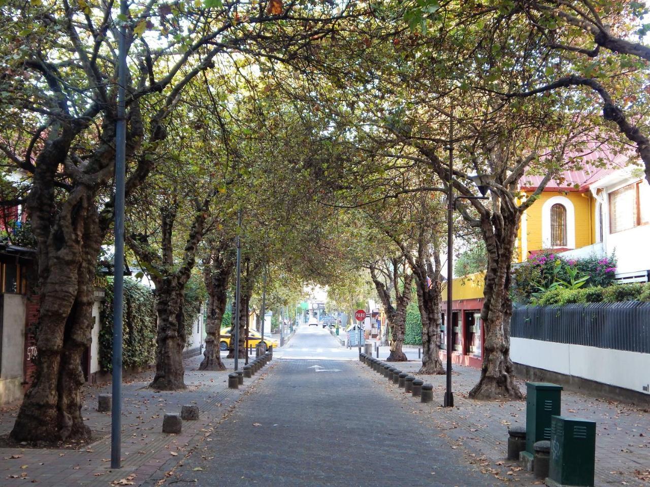 Hostal Imperial Quito Exterior photo